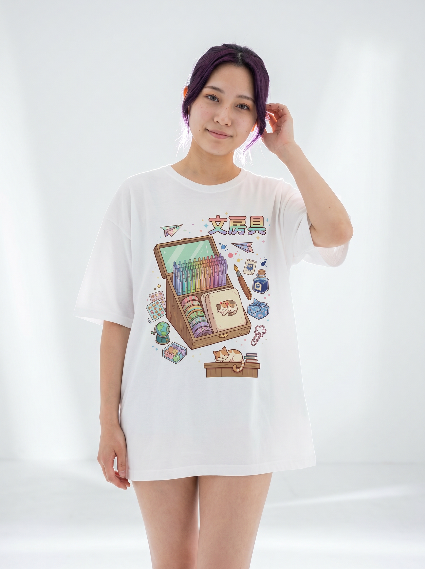 可愛い文房具＆寝そべり猫 オーバーサイズTシャツ | ストリートウェア